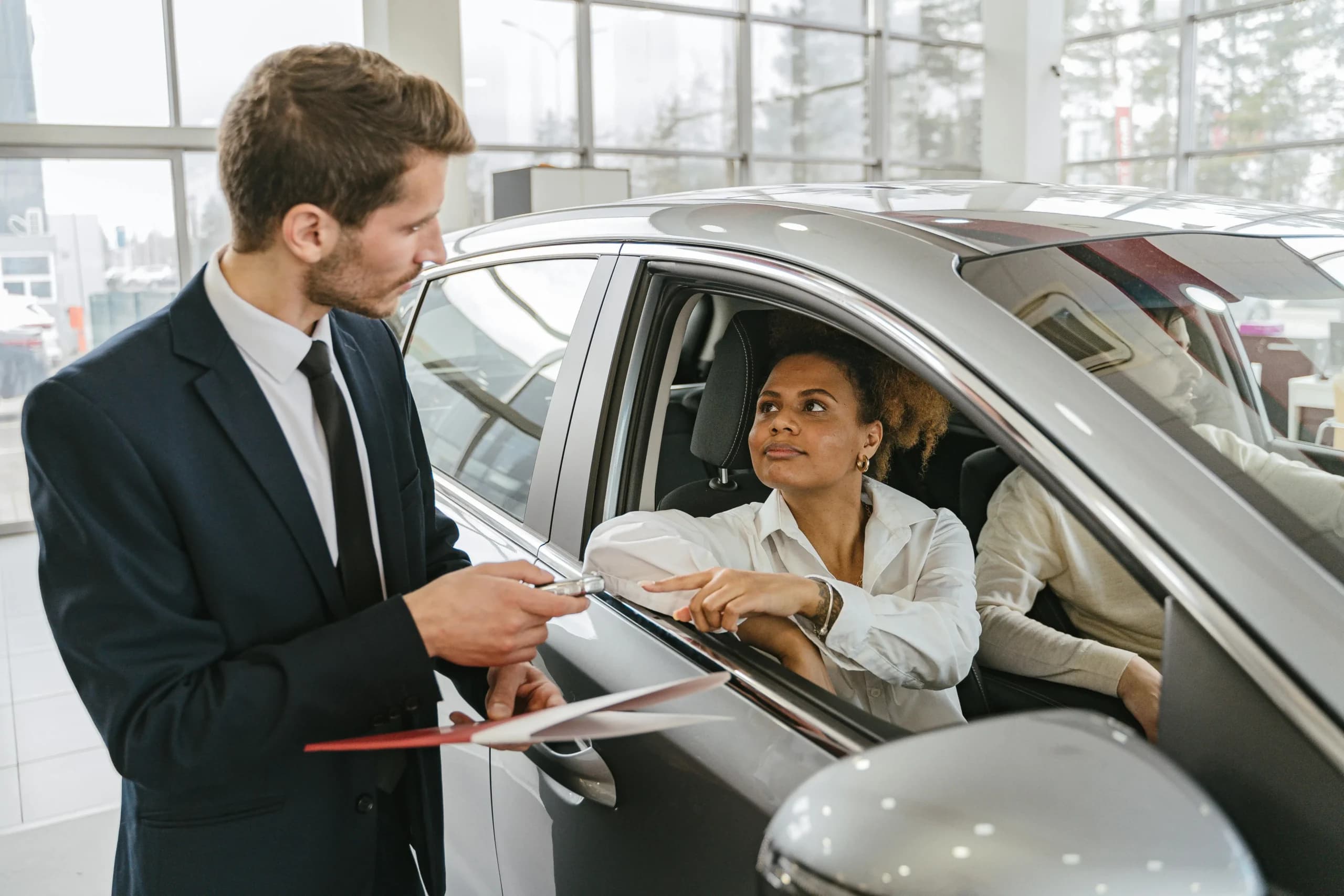 où louer une voiture pas chère pour un mois